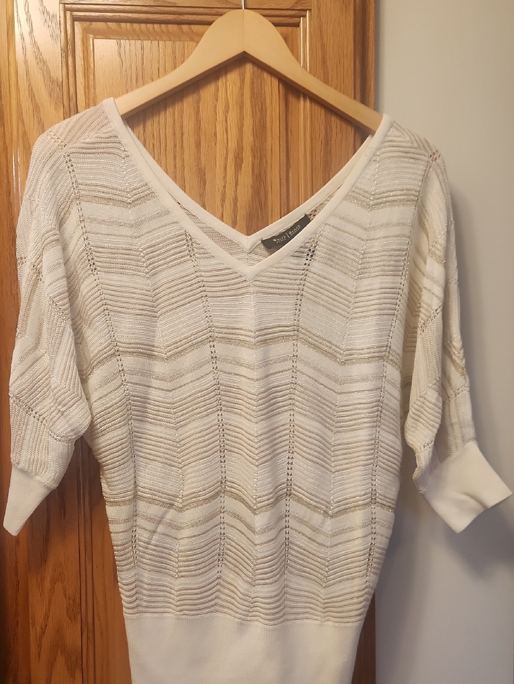 White House Black Market Cream and Gold Knit Top